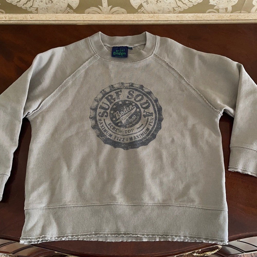 Kids Mini Boden sweatshirt size 5-6y
